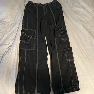 Black cargo pants urban outfitters
